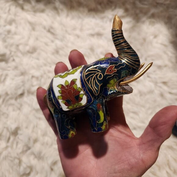Vintage Cloisonné Elephant Figurine 4" Intricate Enamel Work & Brass Accents - Picture 10 of 10
